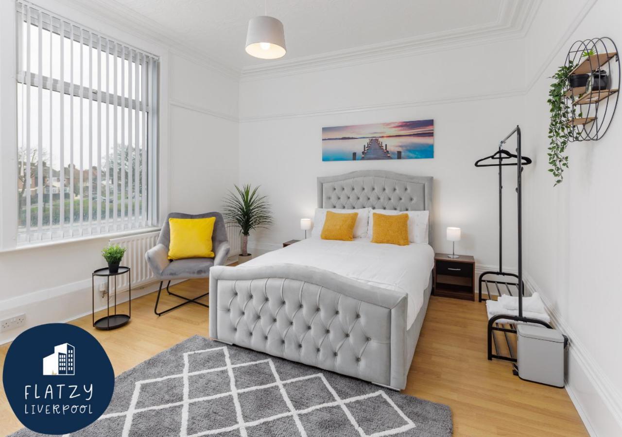 Flatzy - 6 Bed Oasis Close To Football Stadiums ليفربول المظهر الخارجي الصورة