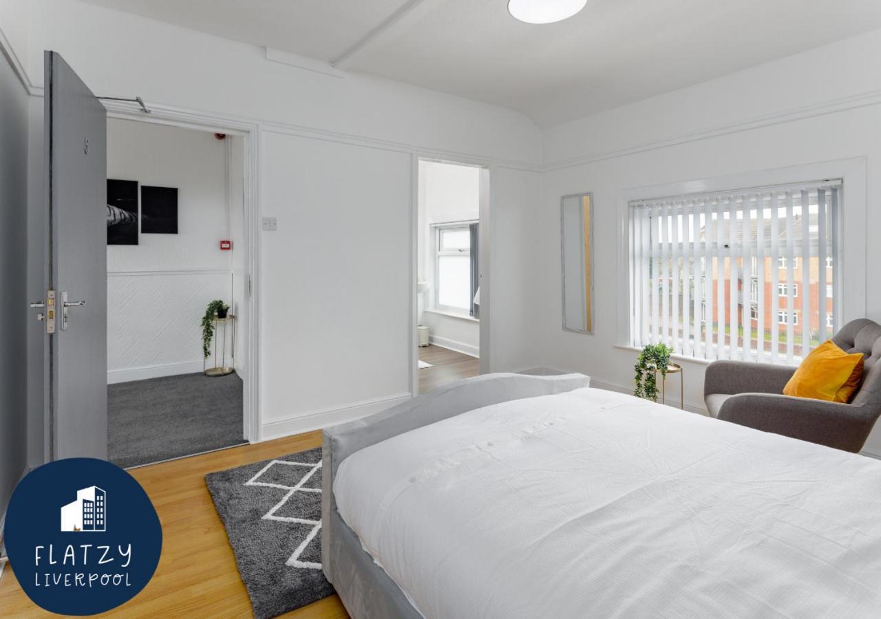Flatzy - 6 Bed Oasis Close To Football Stadiums ليفربول المظهر الخارجي الصورة